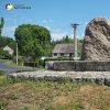 Božičany - pomník obětem 1. světové války | zadní strna vrcholové kamenné stély novodobého pomníku - červen 2017