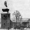 Smrkovec - kostel sv. Václava | zdevastovaný kostel sv. Václava ve Smrkovci bez krovu a střechy v polovině 50. let 20. století