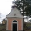 Maroltov - kaple | vstupní průčelí kaple během rekonstrukce - duben 2015, zdroj: znicenekostely.cz