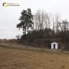 Polom - kaple sv. Josefa | obnovená kaple sv. Josefa v hájku při polní cestě ze vsi Polom do Skoků - březen 2017