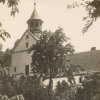 Mariánská - kostel Nanebevzetí Panny Marie | hlavní průčelí poutního kostela z klášterní zahrady v době před rokem 1945