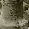 Albeřice - kaple Panny Marie pomocnice křesťanů | zrekvírovaný zvon kaple v době kolem roku 1942