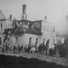 Dalovice - Starý zámek | hašení požáru Starého zámku na fotografii z roku 1899