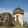 Bochov - hrad Hartenštejn | pozůstatky opevnění hradu - duben 2013