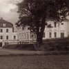 Sedlec - zámek | zámecký areál na historické fotografii z doby kolem roku 1935