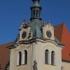 Žlutice - kostel sv. Petra a Pavla | severozápadní zvonová věž kostela - duben 2016