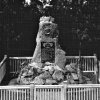 Lipoltov - pomník obětem 1. světové války | pomník padlým v Lipoltově před rokem 1945