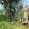 Lipoltov - pomník obětem 1. světové války | čištění zchátralého pomníku obětem 1. světové války v Lipoltově tlakovou vodou - květen 2018