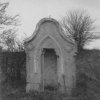 Vrbice - kaple | zchátralá kaple v době před rokem 1993