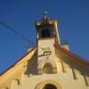 Dalovice - kostel Panny Marie Utěšitelky | datace původní kaple v průčelí - březen 2013