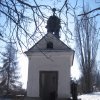 Jeřeň - kaple | vstupní průčelí obecní kaple - únor 2011