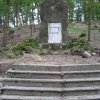 Stará Role - pomník obětem 1. světové války | pomník obětem 1. světové války ve Staré Roli během rekonstrukce - červenec 2009