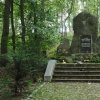 Stará Role - pomník obětem 1. světové války | obnovený pomník obětem 1. světové války u hřbitova ve Staré Roli - červenec 2017