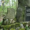 Stará Role - pomník obětem 1. světové války | přední pohledová strana pomníku obětem 1. světové války ve Staré Roli - červenec 2017