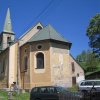 Pernink - kostel Nejsvětější Trojice | závěr kostela Nejsvětější Trojice od jihu - květen 2011