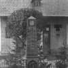 Údrč - pomník obětem 1. světové války | pomník obětem 1. světové války ve vsi Údrč na snímku z doby před rokem 1945