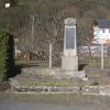 Radošov - pomník obětem 1. světové války | přední pohledová strana pomníku obětem 1. světové války v Radošově - duben 2013