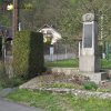 Radošov - pomník obětem 1. světové války | zchátralý pomník obětem 1. světové války v Radošově - duben 2017