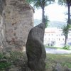 Hroznětín - pomník obětem 1. světové války | tvar kamenné stély pomníku - červenec 2009