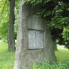 Mariánská - pomník obětem 1. světové války | zchátralý pomník padlým v Mariánské - červen 2017