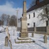 Poseč - pomník obětem 1. světové války | zchátralý pomník padlým v Poseči - únor 2011
