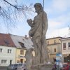 Toužim - sloup se sochou Panny Marie (Madona) | socha sv. Jana Křtitele - únor 2011