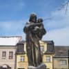 Toužim - sloup se sochou Panny Marie (Madona) | socha sv. Josefa s Ježíškem - únor 2011