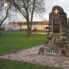 Novosedly - pomník obětem 1. světové války | pomník obětem 1. světové války v vsi Novosedly po celkové rekontrukci - duben 2017