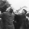 Protivec - kaple sv. Václava | zavěšování nového zvonu do zvoničky kaple sv. Václava v Protivci dne 12. července 1948