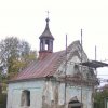 Štoutov - kaple sv. Jana Nepomuckého | kaple sv. Jana Nepomuckého ve Štoutově na počátku rekonstrukce v roce 2004