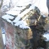 Valeč - Hoppova kaple | provalená závěrová stěna kaple - únor 2011