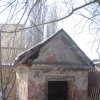 Toužim - kaple | vstupní průčelí zchátralé kaple - únor 2011