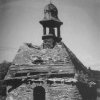 Jablonná - kaple | zdevastovaná kaple před demolicí v roce 1987