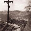 Nejdek - železný krucifix | železný krucifix na vrcholu Křížového vrchu v roce 1926