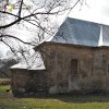Lochotín - kostel Nanebevzetí Panny Marie | severní průčelí zdevastovaného kostela Nanebevzetí Panny Marie v bývalém Lochotíně - duben 2019