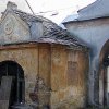 Toužim - kaple | zchátralá kaple v Toužimi na počátku 21. století 