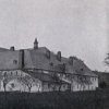 Mariánská - kapucínský klášter | klášterní areál od západu na fotografii z roku 1913