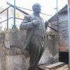 Karlovy Vary - pomník Vladimíra Iljiče Lenina | bronzová plastika V. I. Lenina - listopad 2011