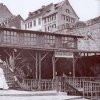 Karlovy Vary - Zámecká kolonáda | provizorní zastřešení Zámeckého pramene v roce 1909