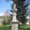 Brložec - socha sv. Jana Nepomuckého | boční strana plastiky - duben 2013
