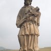 Močidlec - socha sv. Jana Nepomuckého | poškozená plastika sv. Jana Nepomuckého - duben 2014